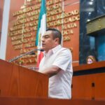 Proponen en Guerrero retirar anuncios que deslindan de responsabilidad a estacionamientos pagados