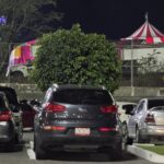 Plazas comerciales que cobren estacionamiento serán clausuradas: Congreso