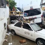 Vecinos de Las Cruces exigen ayuda tras el colapso de un canal en Acapulco
